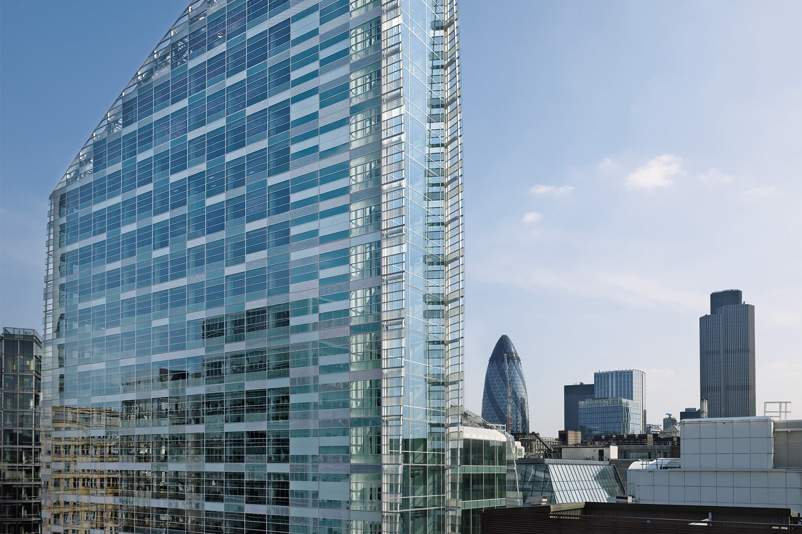 Exterior shot of 30 Crown Place, Earl Street, London