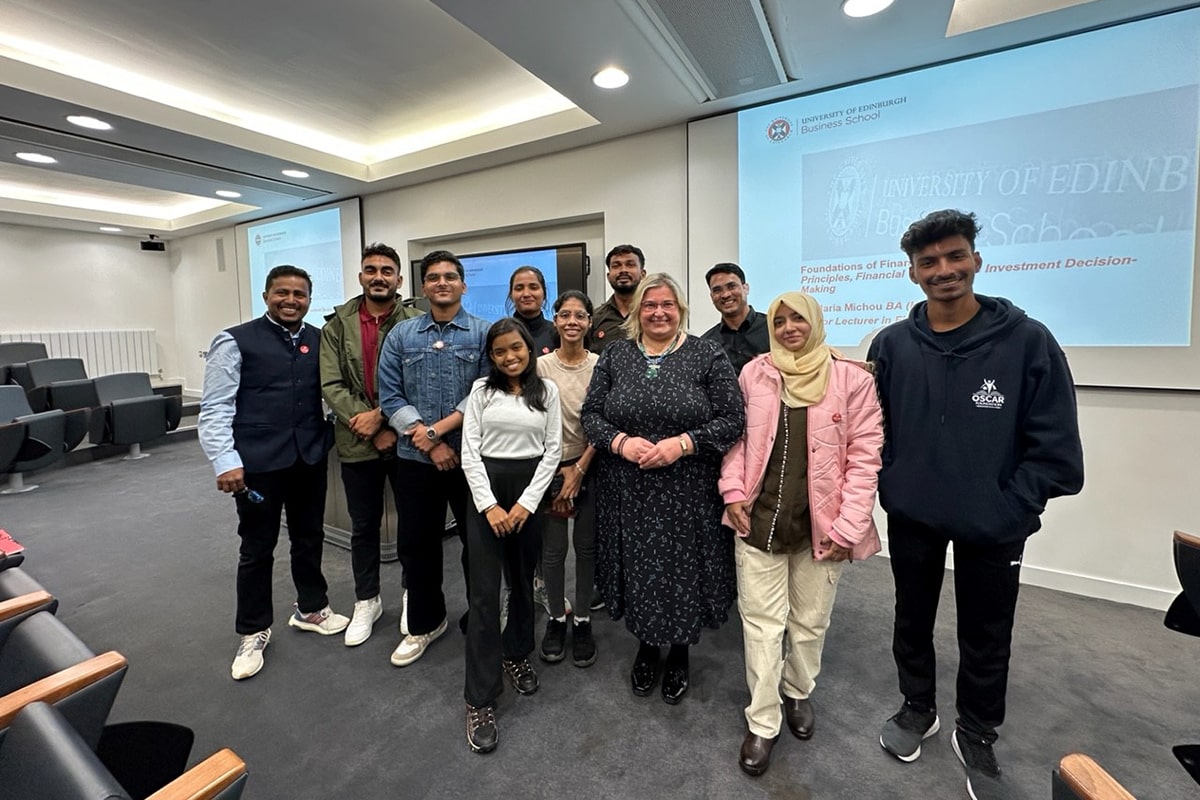 OSCAR Young Leaders in the Business School after their finance lecture with Dr Maria Michou, UEBS