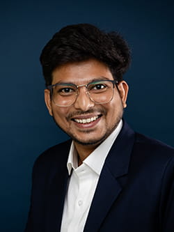 Madhvendra Tiwari (Maddy) Headshot