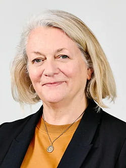 Judith Everett 