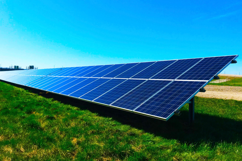 New course to help finance professionals address climate change - image of solar panels
