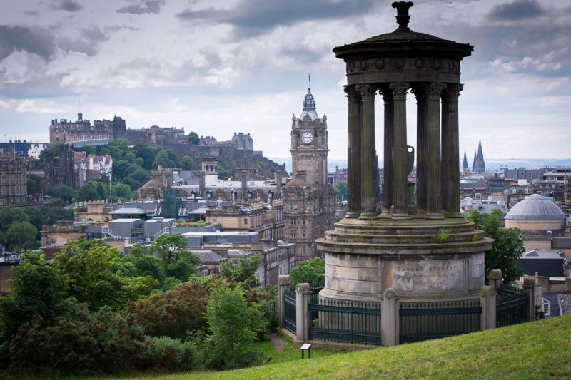 Tips and Tricks: How to Master Moving Abroad