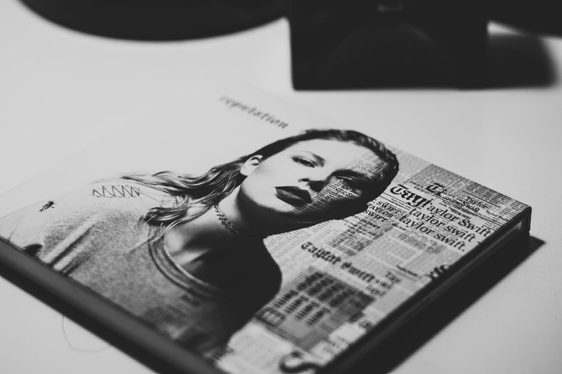 Image of Taylor Swift (c. Rosa Rafael)