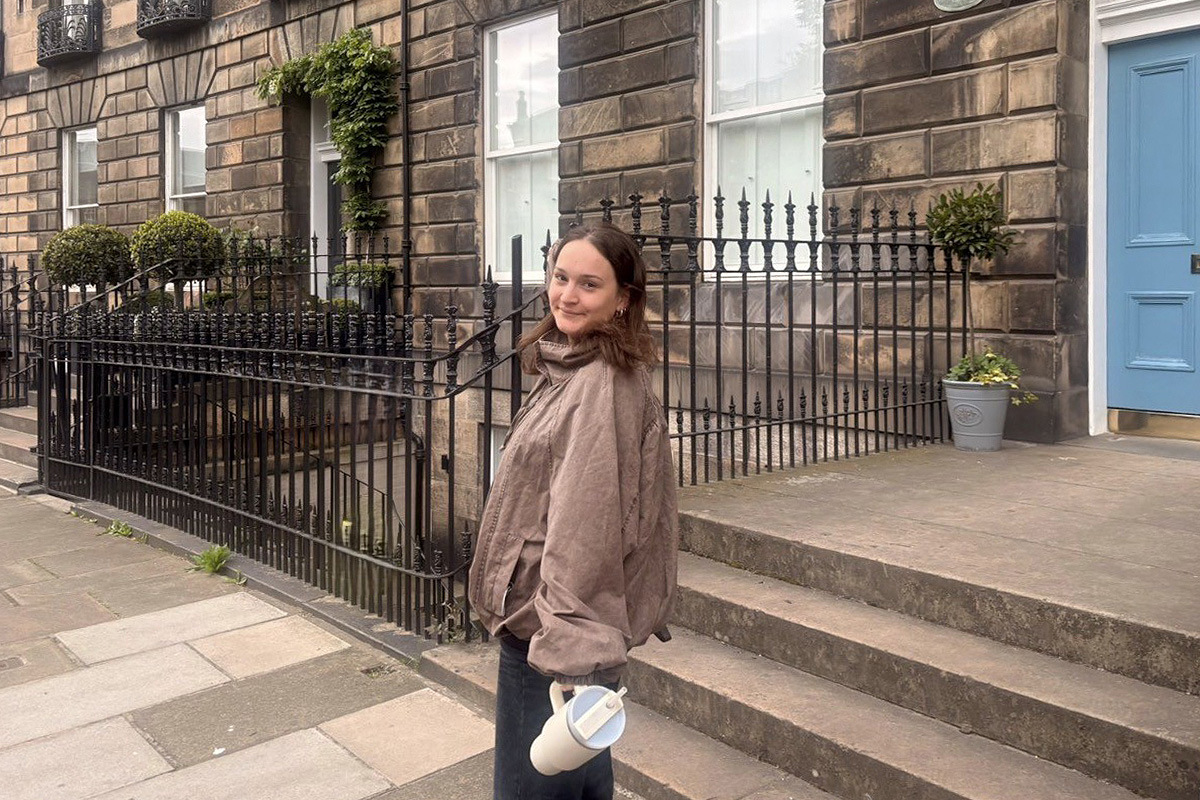 Polly Ward exploring the New Town, Edinburgh