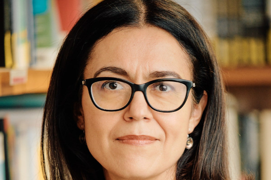 Headshot photo of Angelica Gonzalez