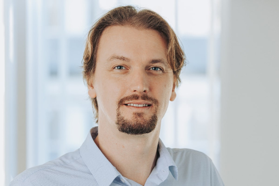 Headshot photo of Jakov