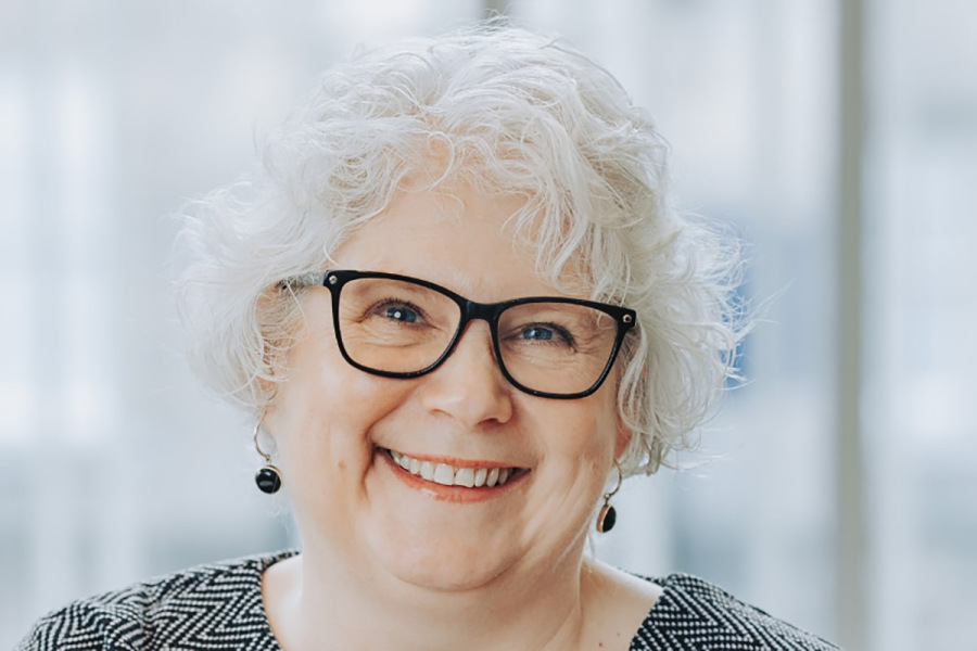 Tina Harrison Headshot